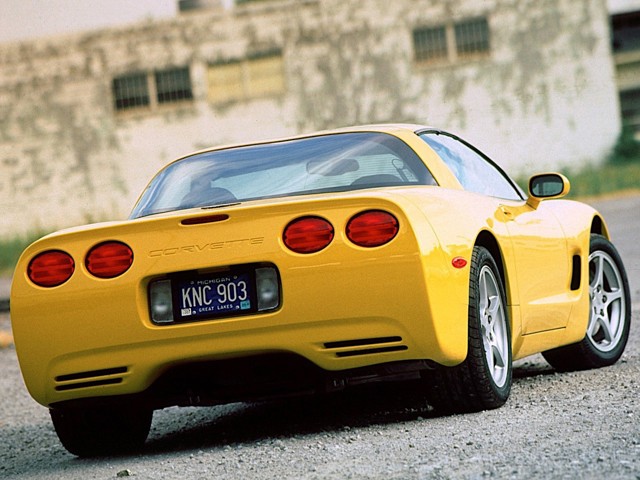 Chevrolet Corvette Coupe Foto 20
