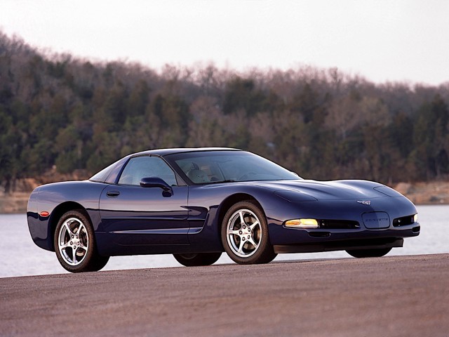Chevrolet Corvette Coupe Foto 24