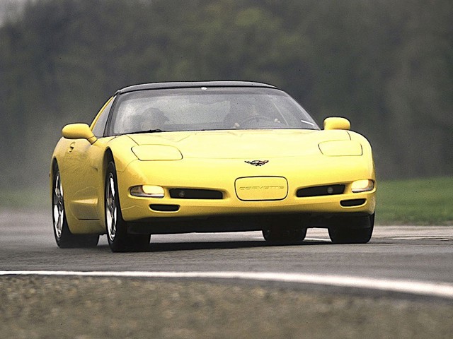 Chevrolet Corvette Coupe Foto 37