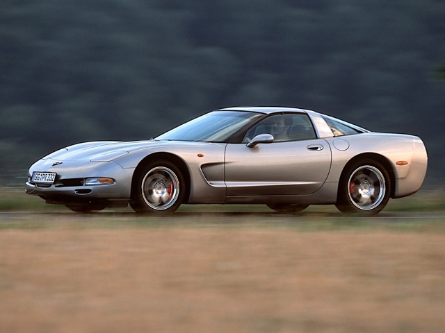 Chevrolet Corvette Coupe Foto 53