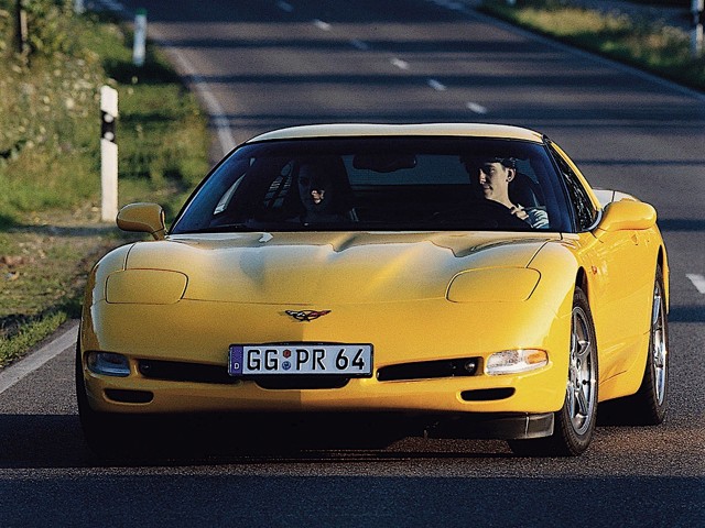 Chevrolet Corvette Coupe Foto 54