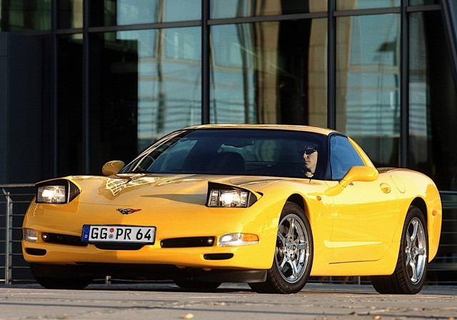 Chevrolet Corvette Coupe Foto 7