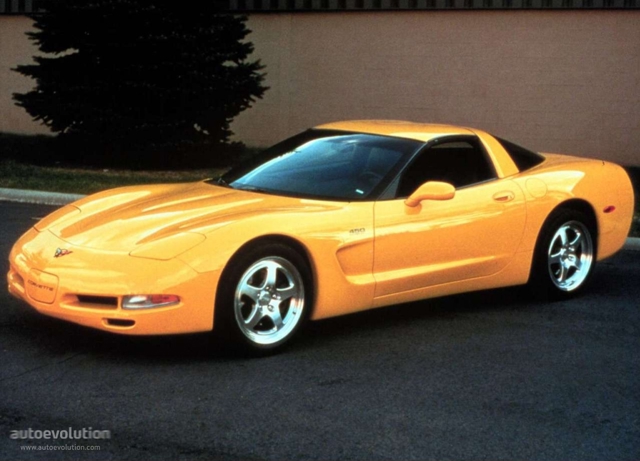 Chevrolet Corvette Coupe Foto 4