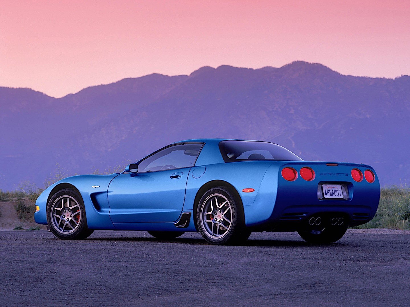Chevrolet Corvette Coupe photo 13
