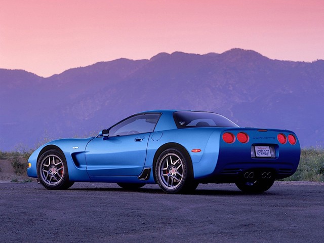 Chevrolet Corvette Coupe Foto 13