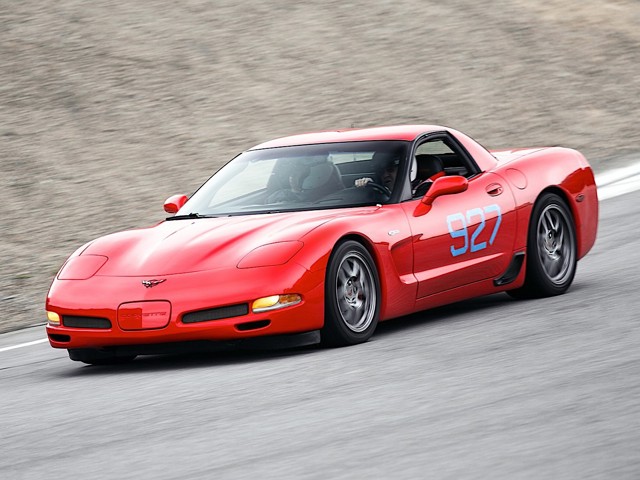 Chevrolet Corvette Coupe Foto 16