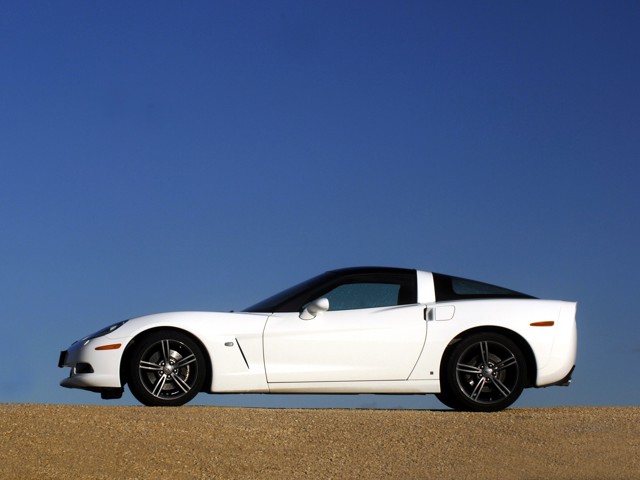 Chevrolet Corvette Coupe photo 24
