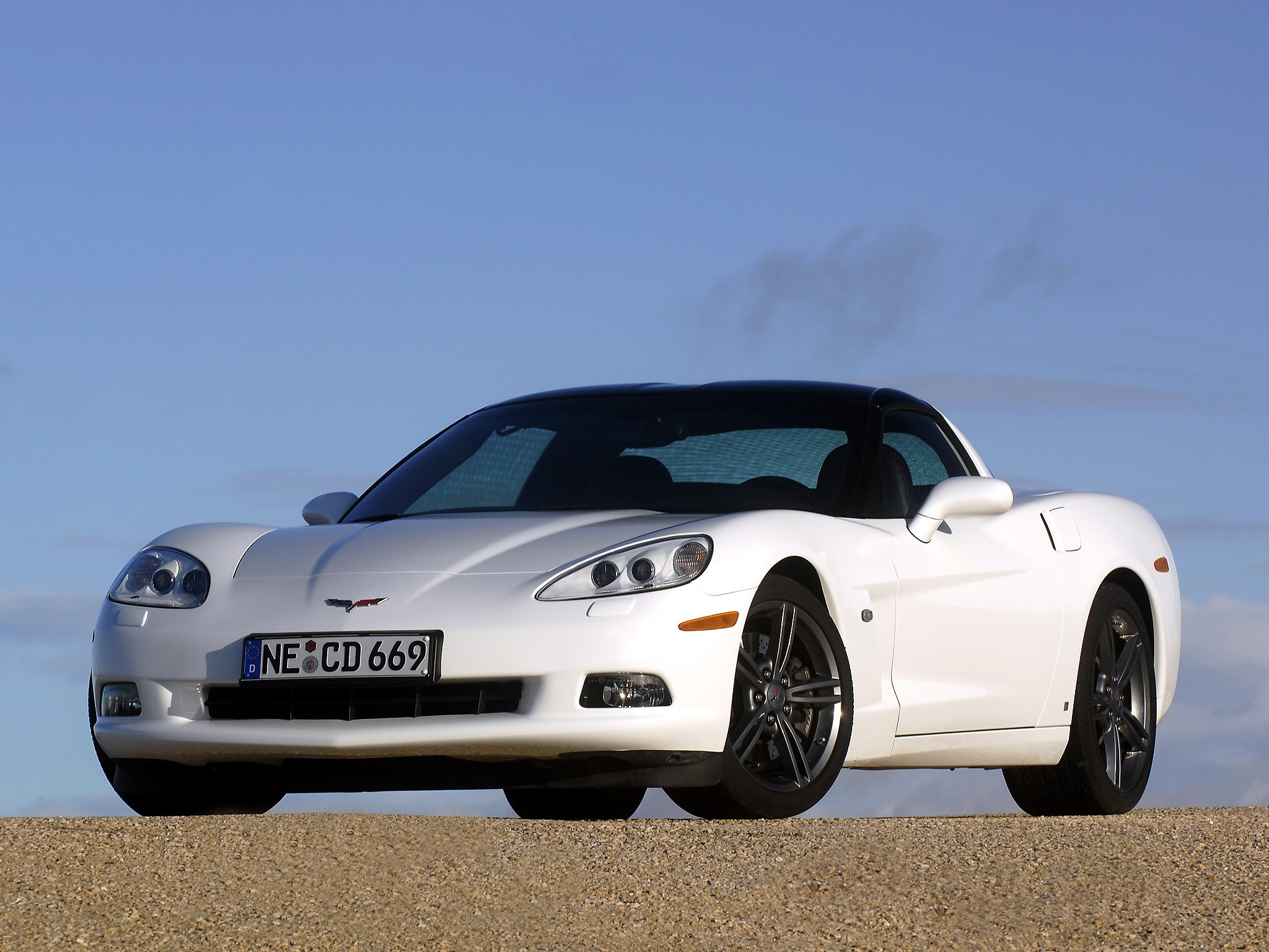 Chevrolet Corvette Coupe photo 25