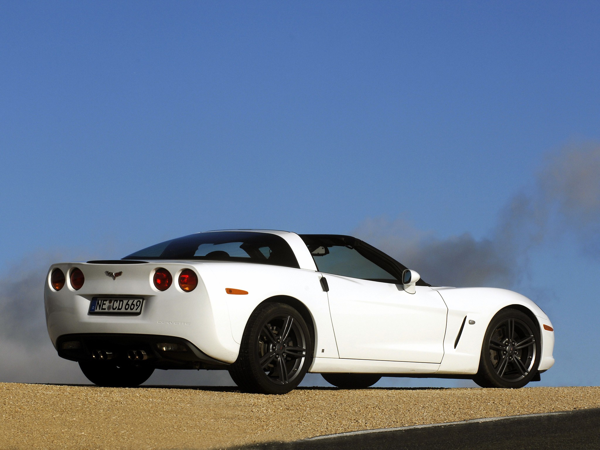 Chevrolet Corvette Coupe photo 26
