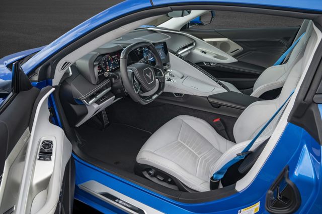 Chevrolet Corvette Coupe photo 15