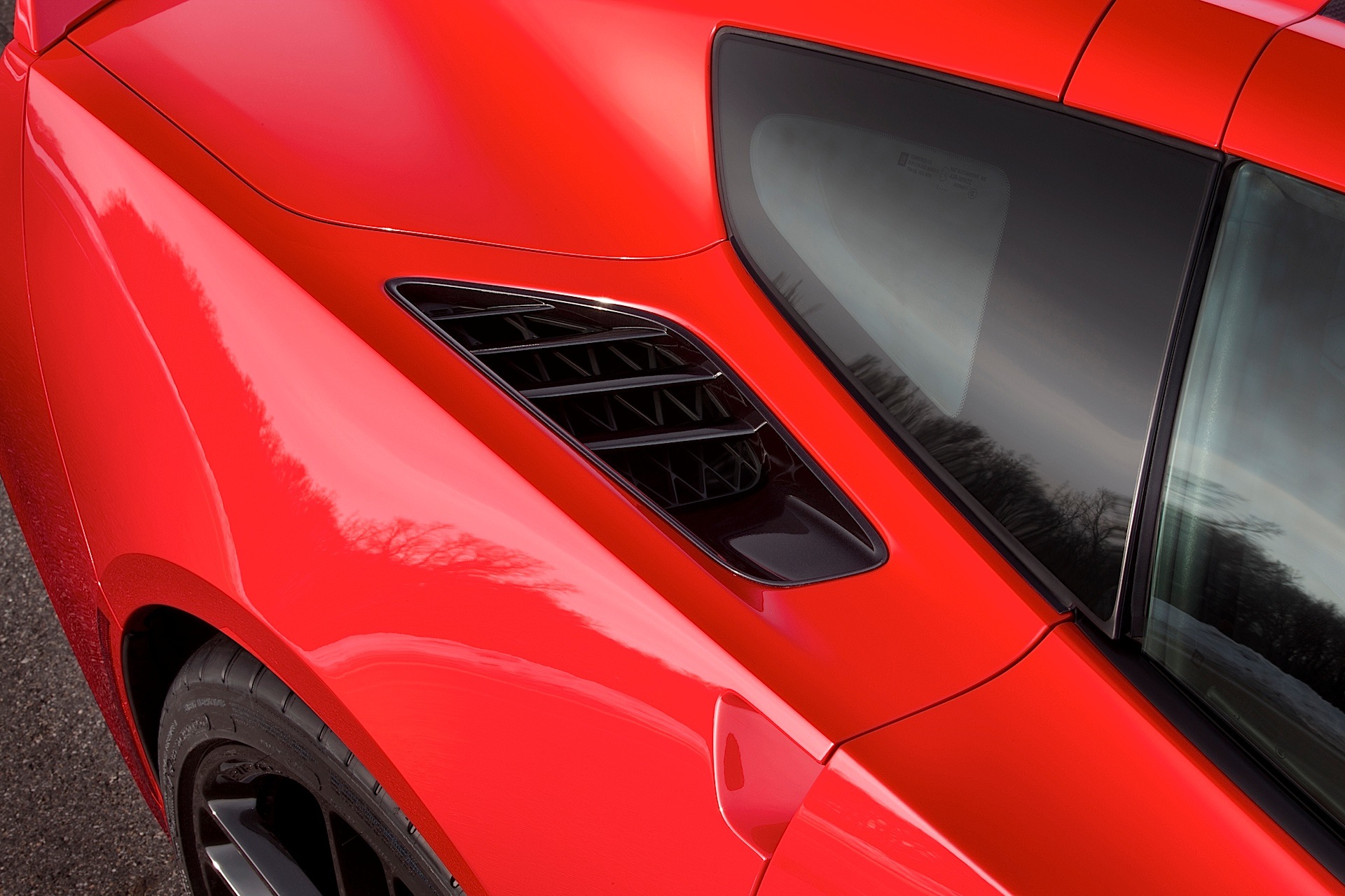 Chevrolet Corvette Coupe photo 6