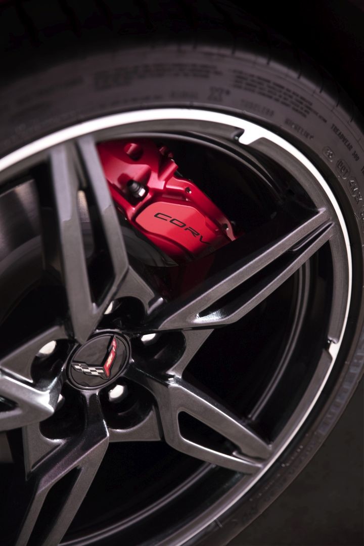 Chevrolet Corvette Coupe photo 10