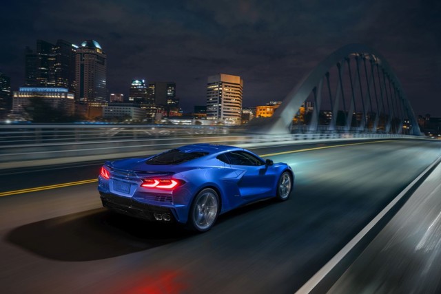 Chevrolet Corvette Coupe photo 17