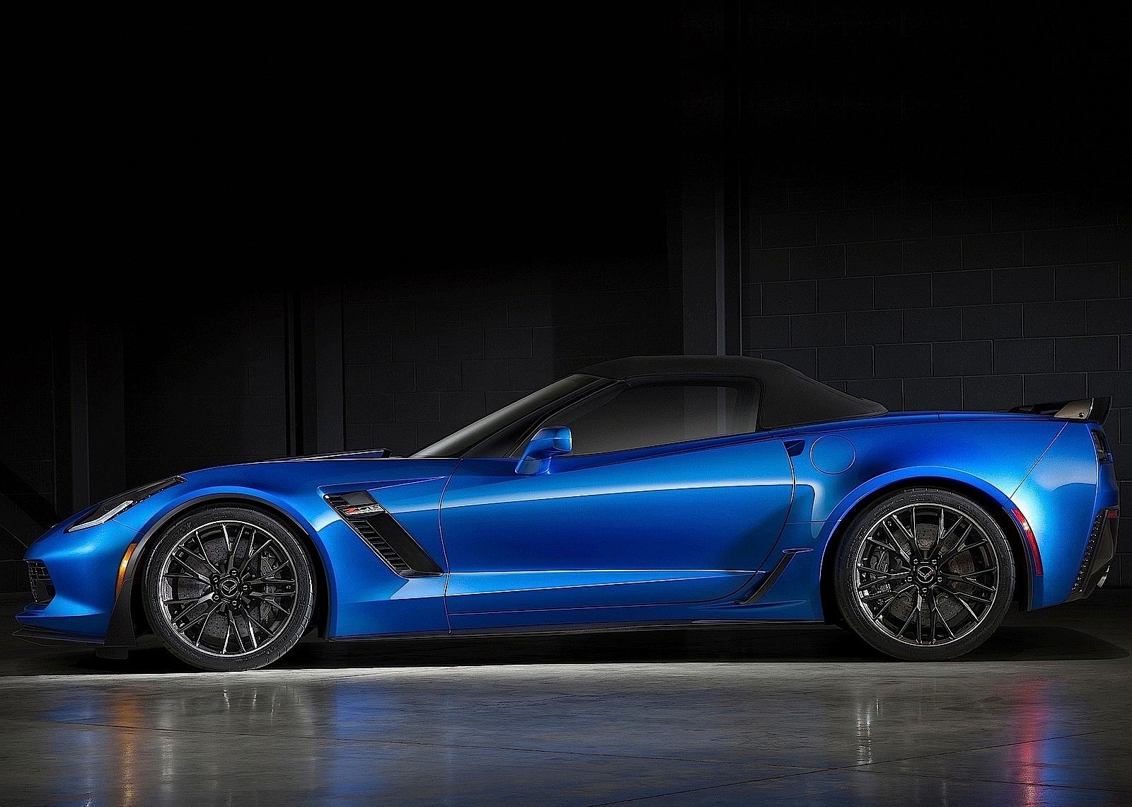 Chevrolet Corvette Z06 Convertible photo 29