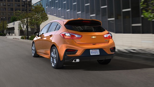 Chevrolet Cruze - 5 Doors photo 3