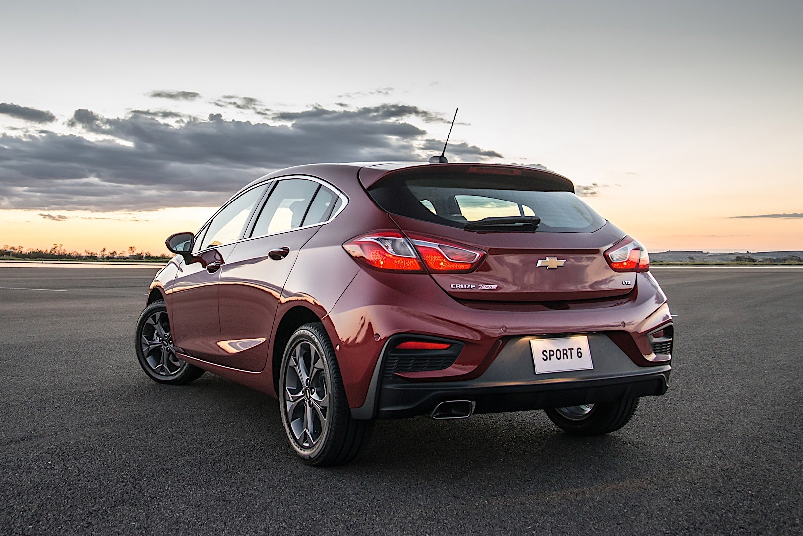 Chevrolet Cruze - 5 Doors photo 22