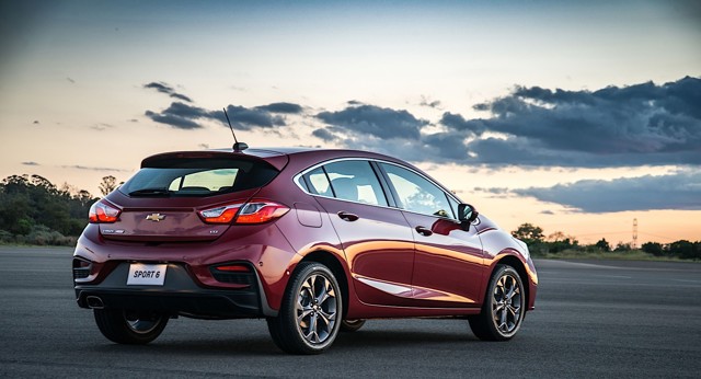 Chevrolet Cruze - 5 Doors photo 29