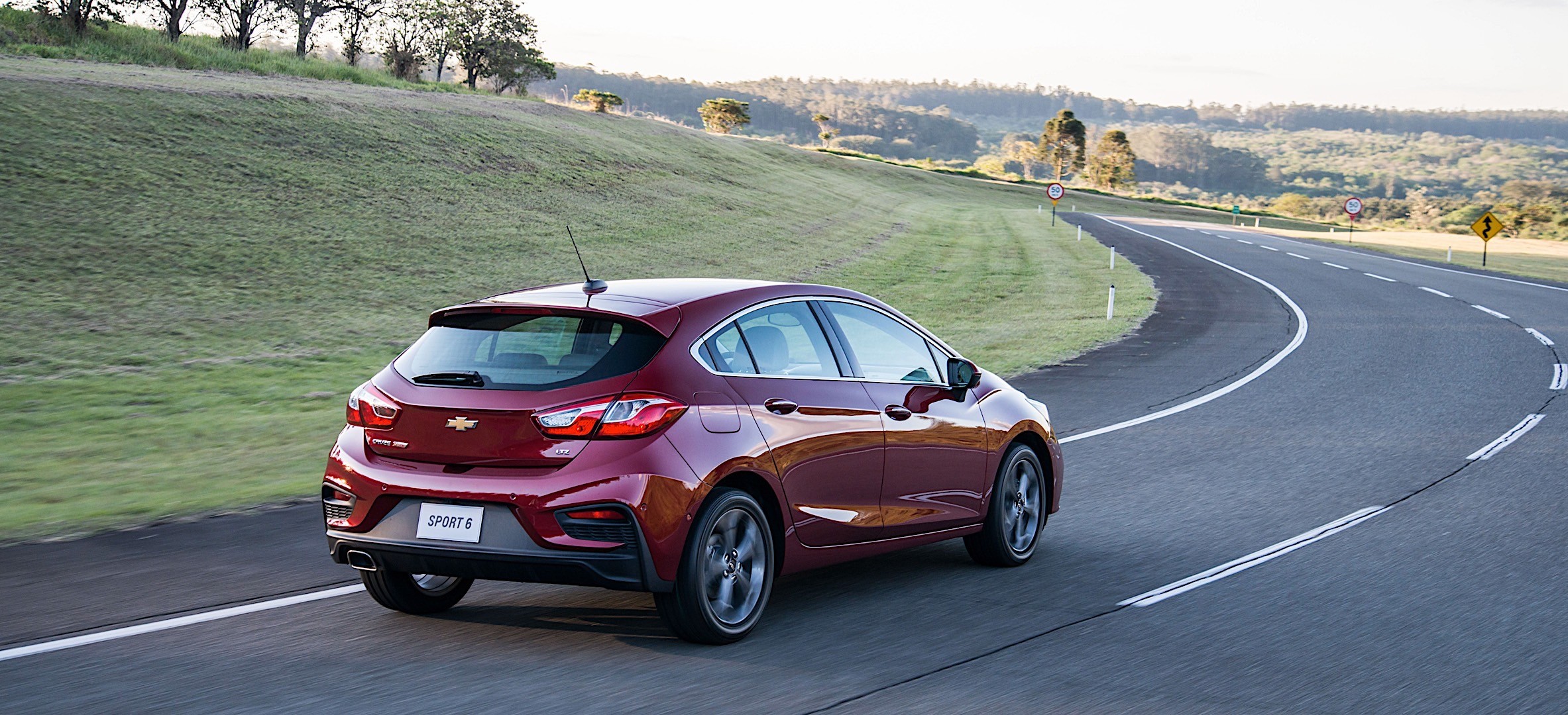 Chevrolet Cruze - 5 Doors photo 30