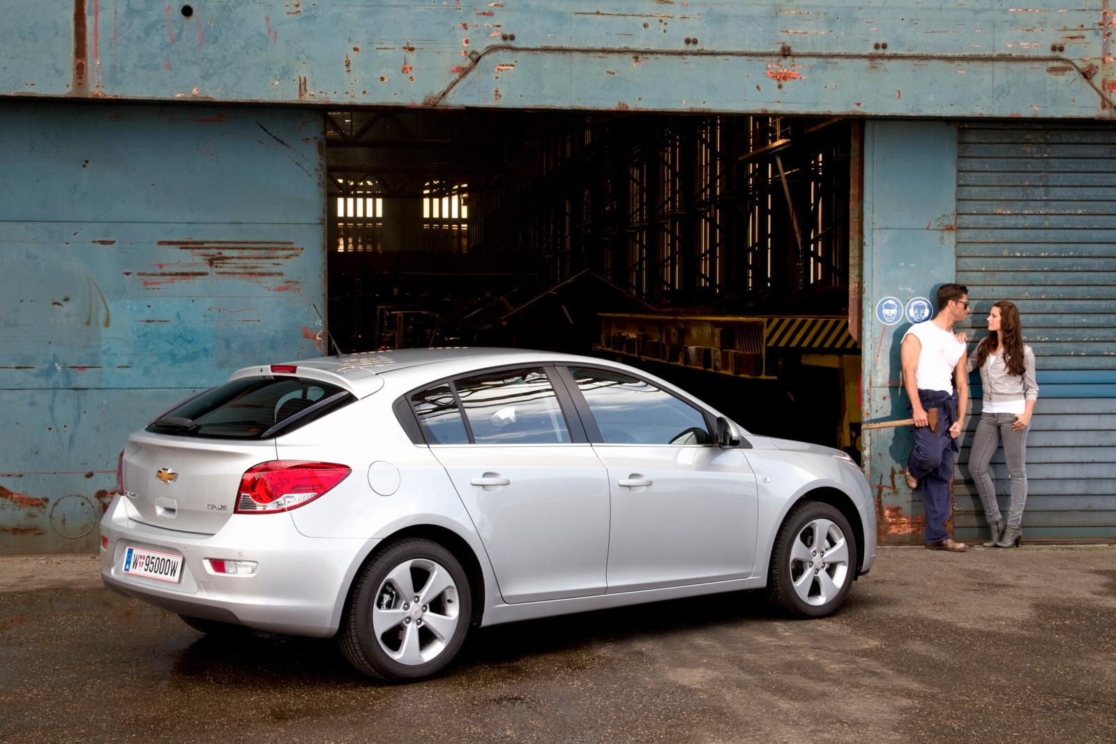 Chevrolet Cruze - 5 Doors photo 2