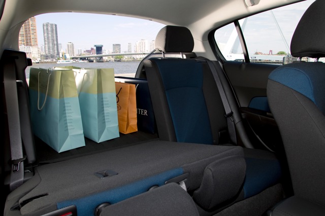 Chevrolet Cruze - 5 Doors photo 19