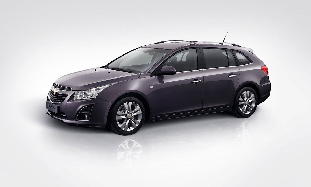 Chevrolet CHEVROLET Cruze Wagon 1.4L Turbo 5MT FWD (140 HP)