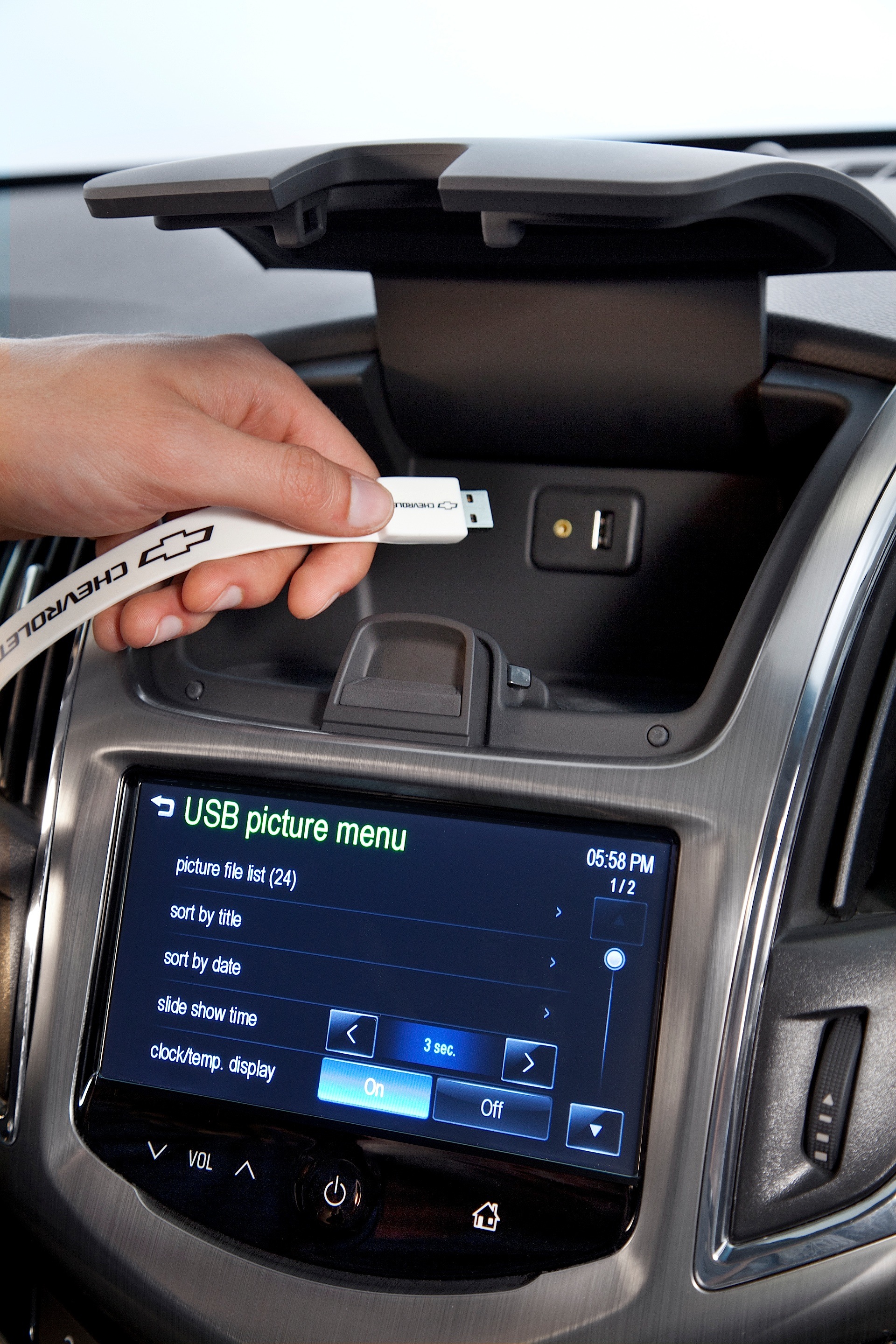 Chevrolet Cruze Wagon photo 38