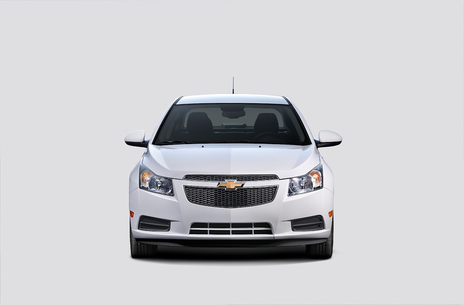 Chevrolet Cruze photo 9