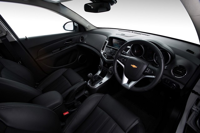 Chevrolet Cruze photo 89