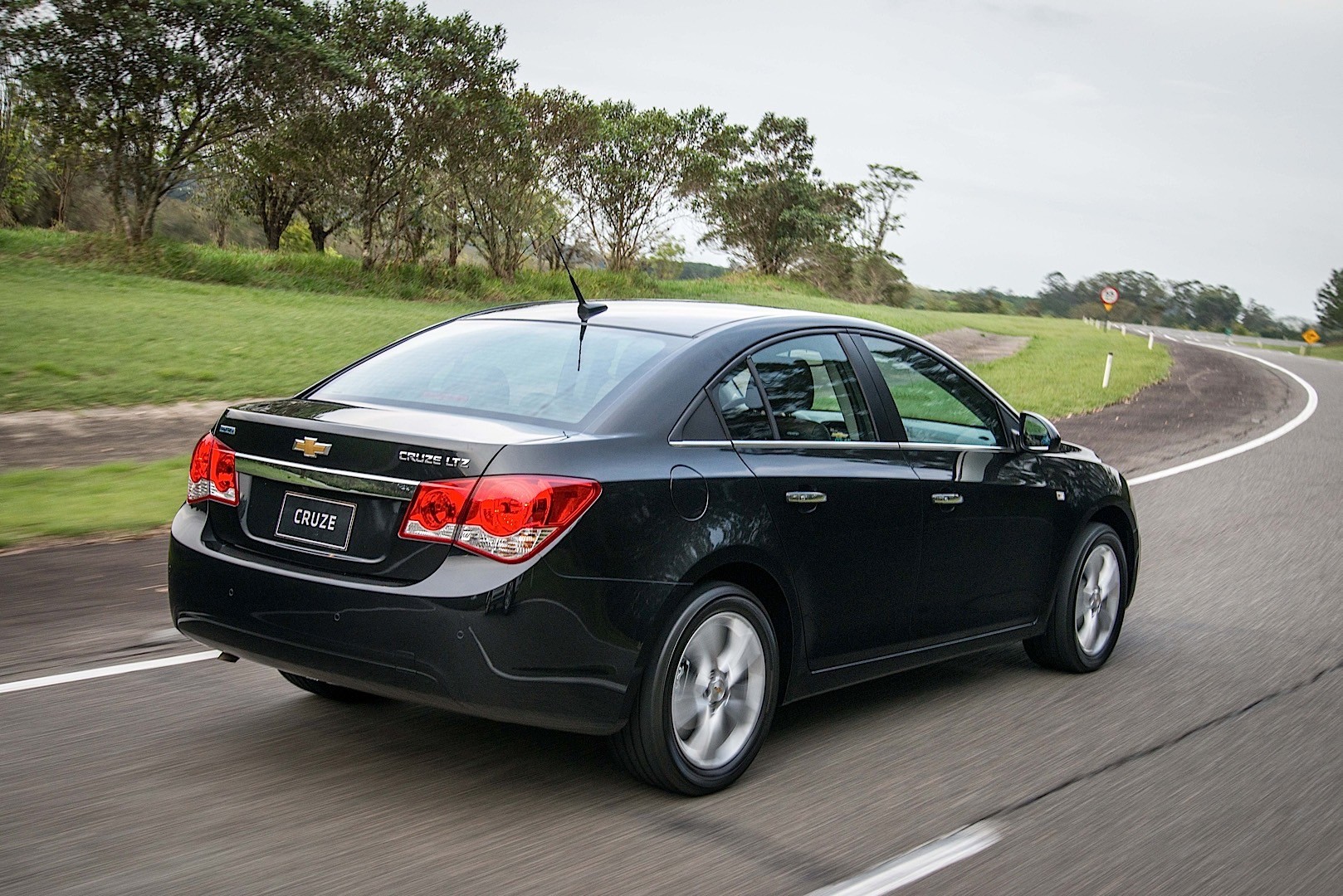 Chevrolet Cruze photo 56