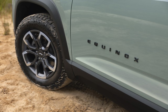 Chevrolet Equinox photo 3