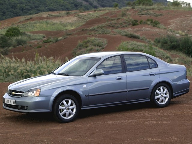 Chevrolet Evanda photo 15