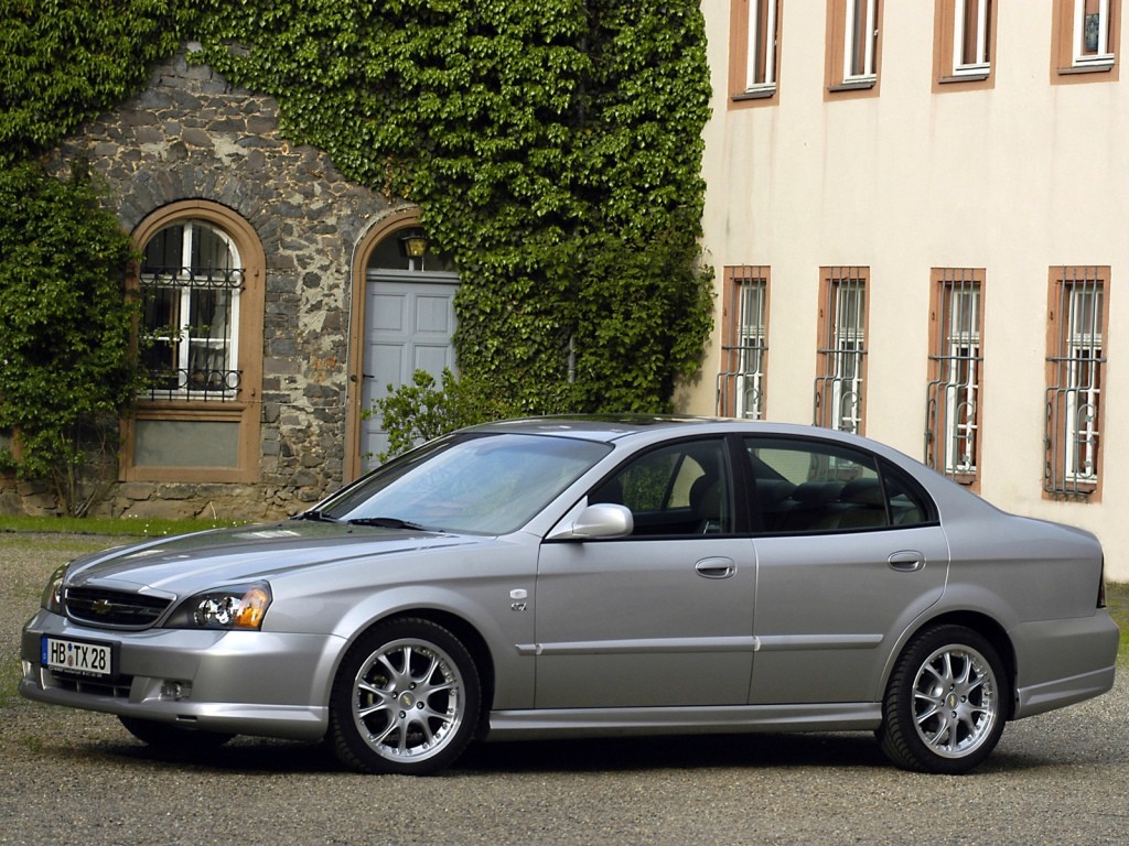 Chevrolet Evanda photo 5