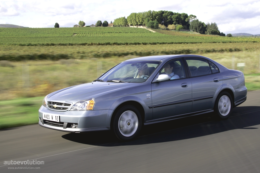 Chevrolet Evanda photo 2