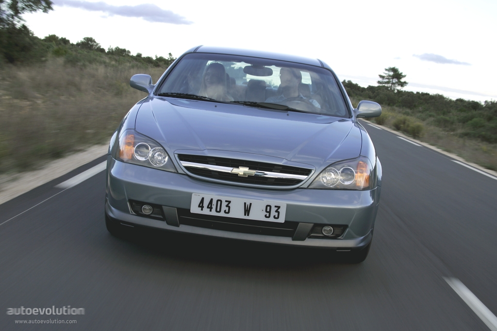 Chevrolet Evanda photo 3
