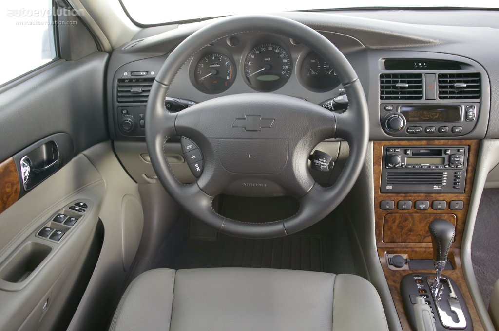 Chevrolet Evanda photo 19