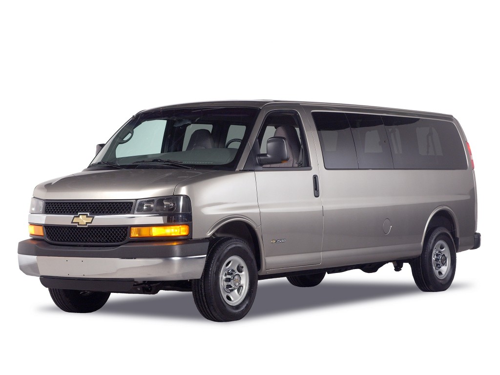 Chevrolet Express photo 3
