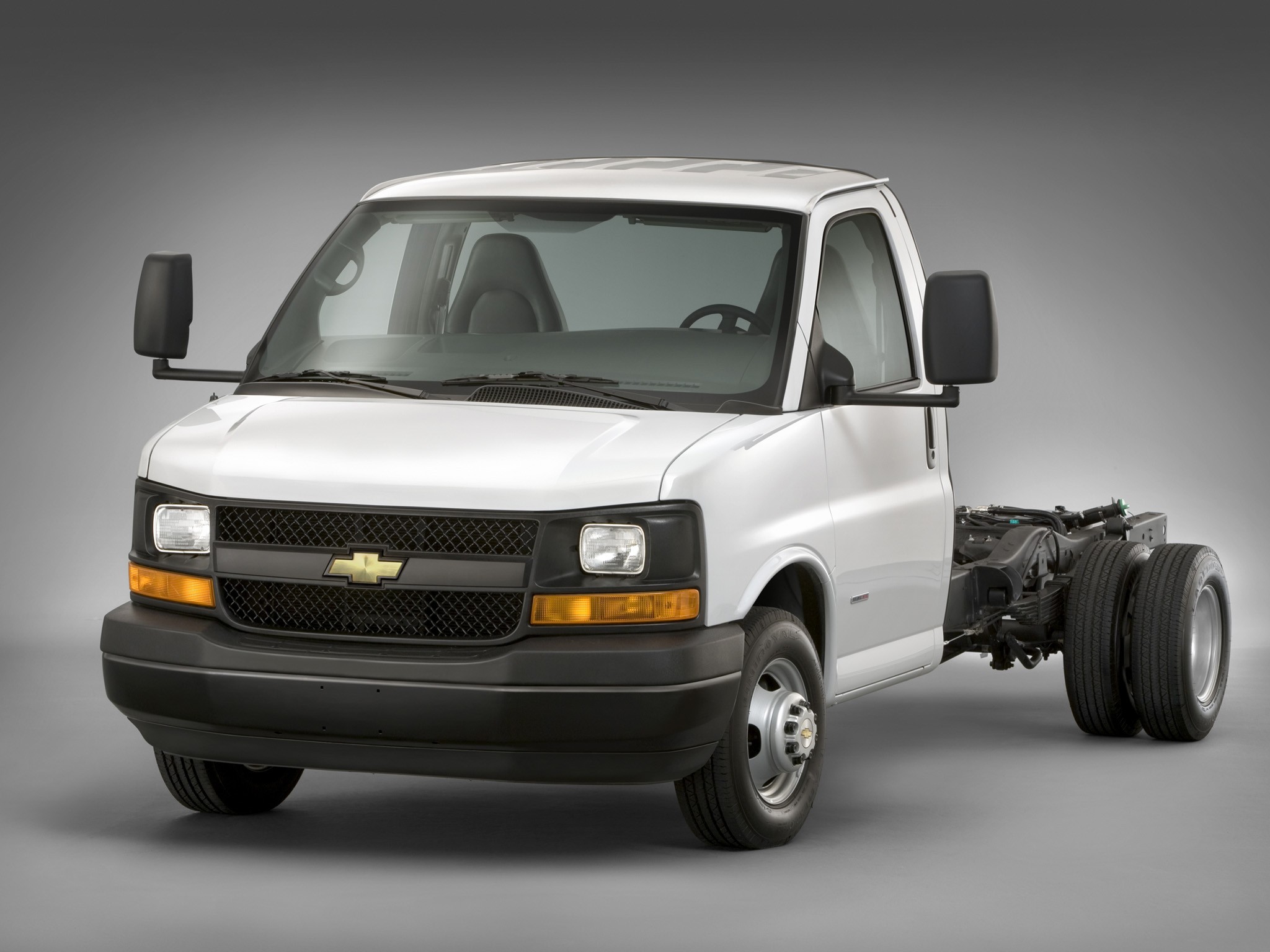 Chevrolet Express photo 8