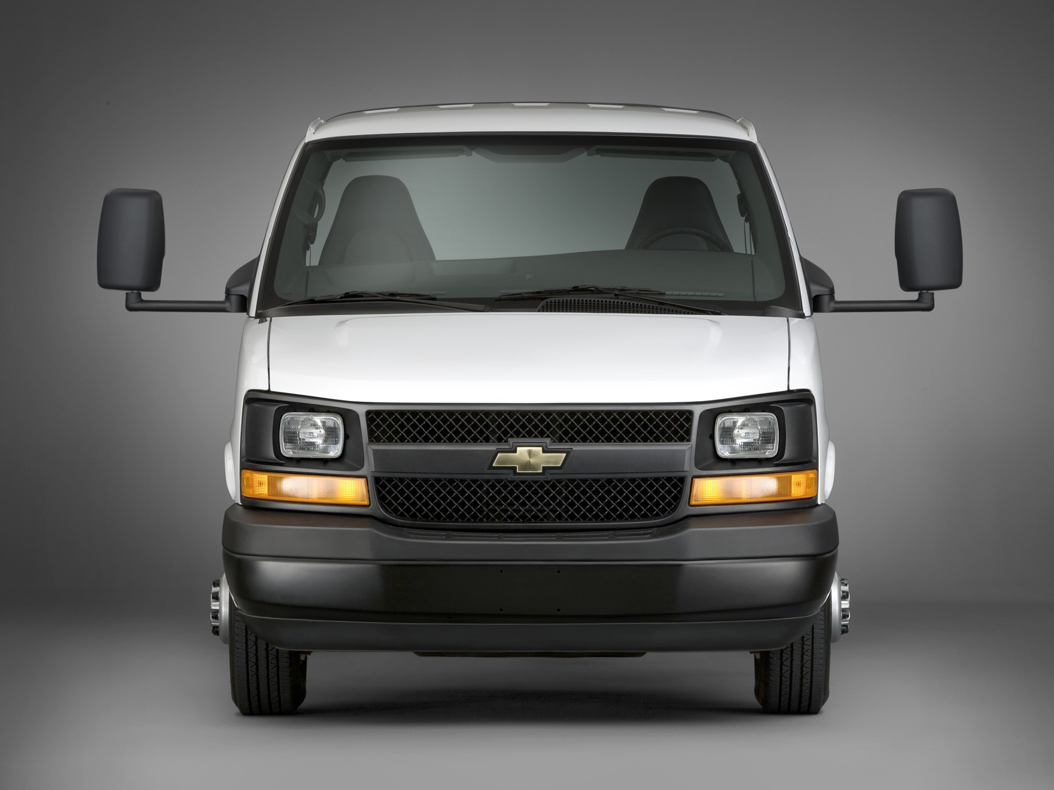 Chevrolet Express photo 10
