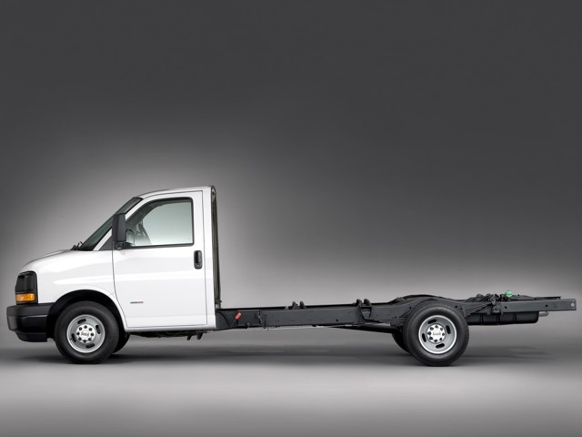 Chevrolet Express photo 12