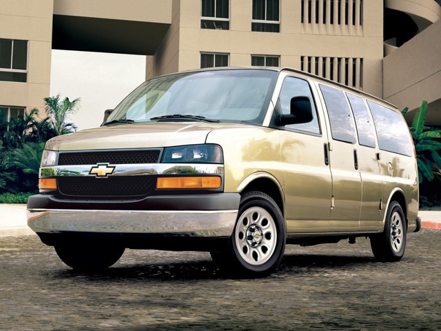 Chevrolet Express photo 31