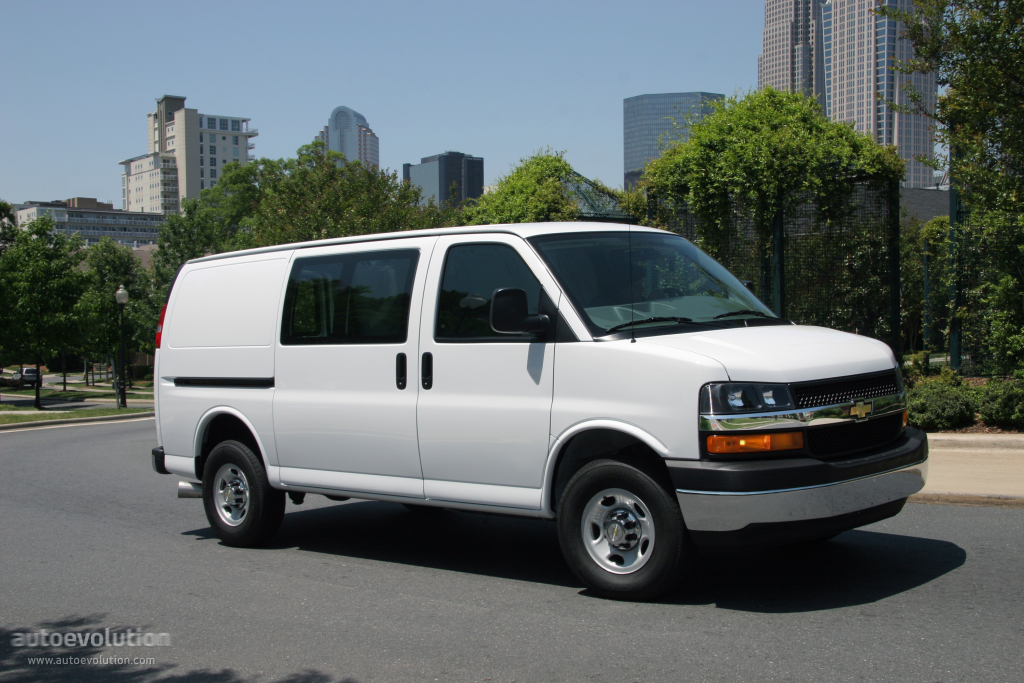 Chevrolet Express photo 6