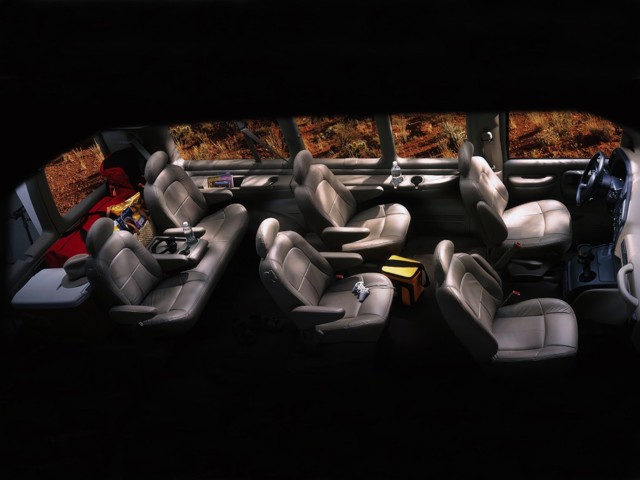 Chevrolet Express photo 10