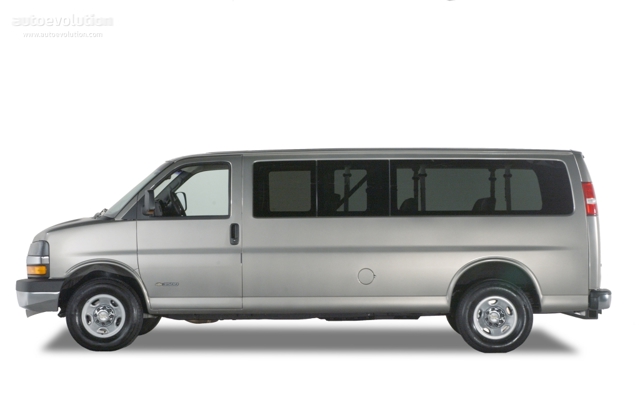 Chevrolet Express photo 1