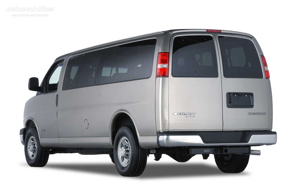 Chevrolet Express photo 2