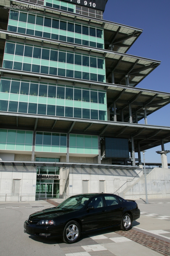 Chevrolet Impala photo 2