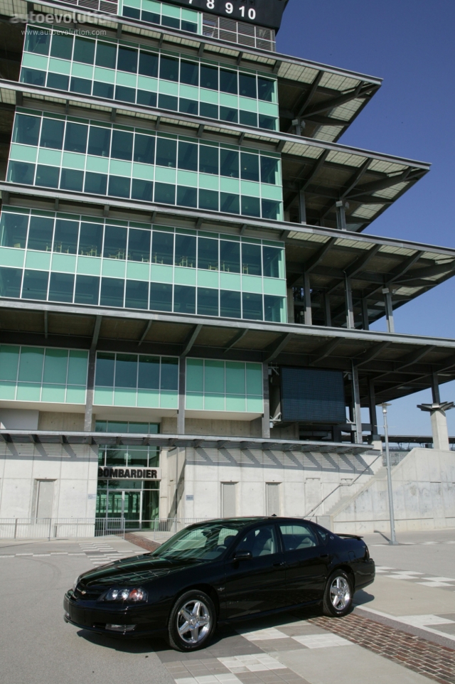 Chevrolet Impala photo 2