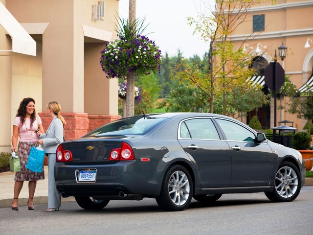 Chevrolet Malibu foto 25