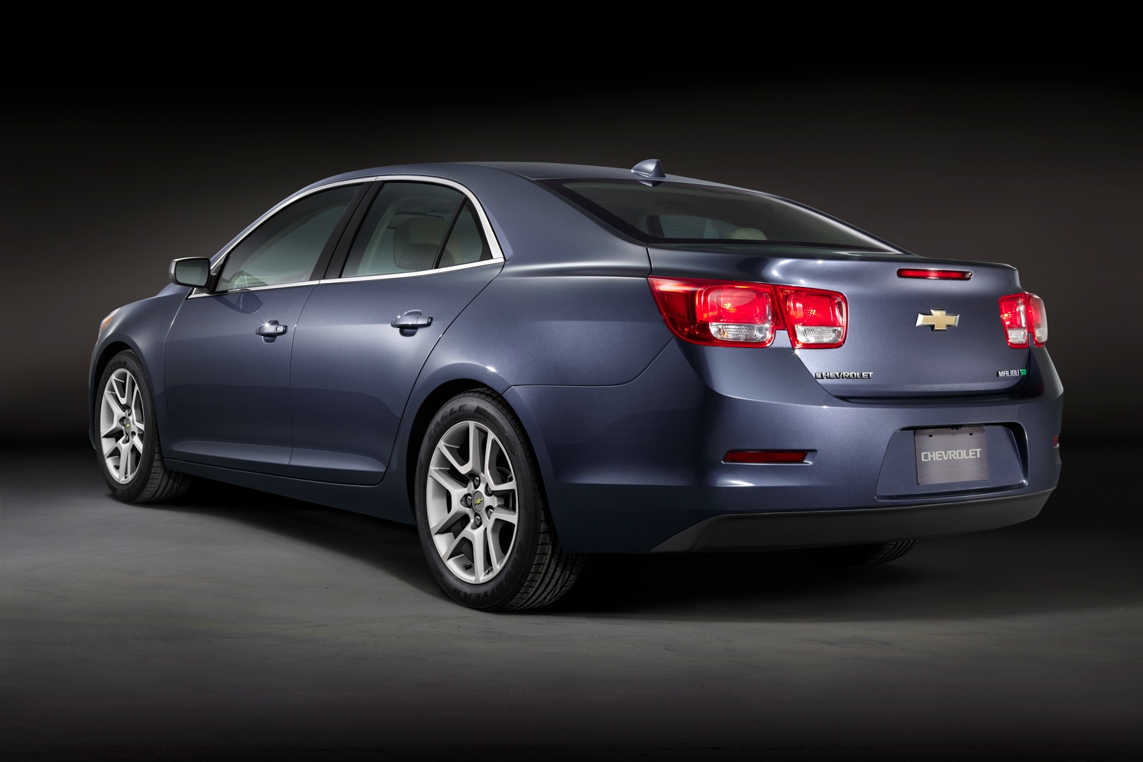 Chevrolet Malibu photo 2