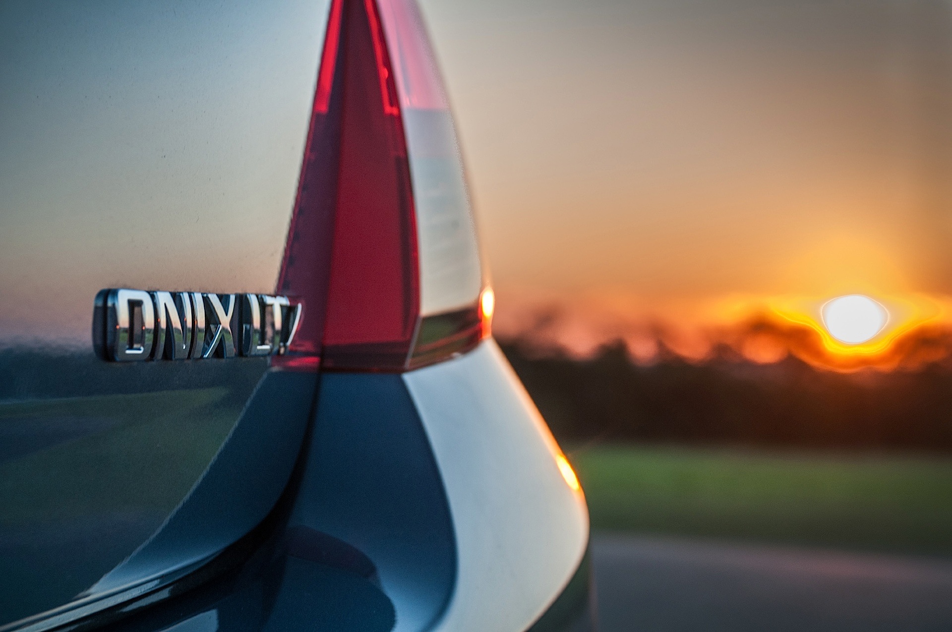 Chevrolet Onix photo 12