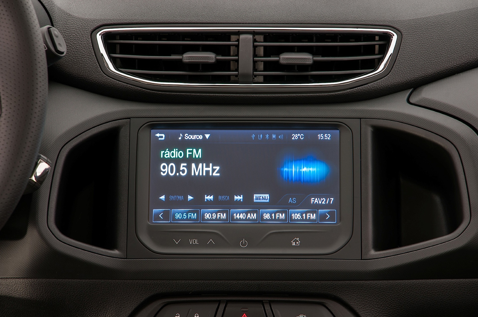 Chevrolet Onix photo 33